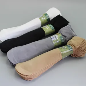 Herren Sommer Ultradünne Core Spun Seidenstrümpfe Hohe Elastizität Atmungsaktive Kurze Söckchen Lässige Einfarbige Elasthan Socken Herrenbekleidung