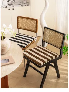 Coussin de chaise en chenille rayé coussin de siège pour déco intérieure détail