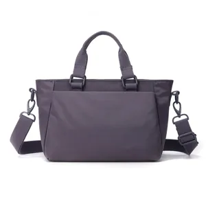 Nouveau sac bandoulière décontracté en nylon multi-poches de grande capacité pour femmes.