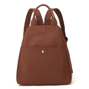 Stiloso zaino casual in nylon marrone da donna, zainetto multifunzionale elegante per viaggi.