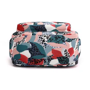 Zaino casual stampato in nylon da donna, leggero e impermeabile per la scuola e i viaggi.
