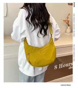Minimalist nylon crossbody bag casual lightweight waterproof crescent shoulder bag for women