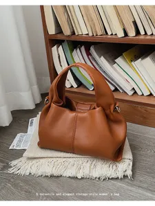 Retro brown pleated cloud shoulder bag, vintage style daily commuting crossbody handbag.