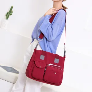 Grote capaciteit nylon schoudertas voor dames, casual tas met meerdere vakken voor dagelijks.