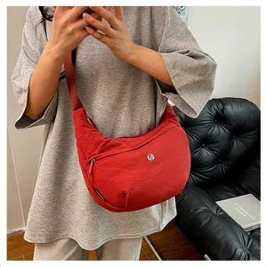 Lightweight waterproof nylon crescent crossbody bag casual minimalist large capacity shoulder bag for women