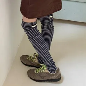 Scaldamuscoli a righe in stile retrò giapponese, comode calze in maglia per autunno.