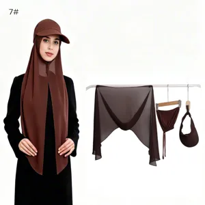 Set hijab in chiffon monocolore da tre pezzi con visiera e sottokappa per donne.