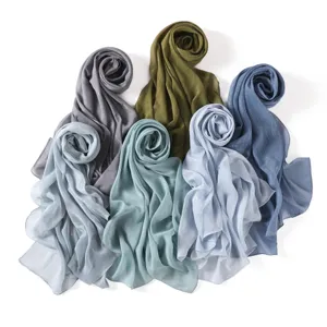 Solid color silver thread chiffon scarf detail, lightweight breathable pleated long shawl.