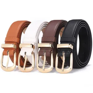 Conjunto de cinturón de cuero para mujer con hebilla metálica dorada, accesorio elegante.