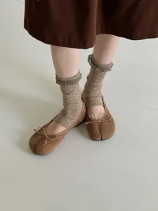 Cozy brown floral lace socks detail shot, sweet vintage style stirrup socks for autumn and winter.