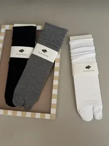 Women's split-toe crew socks solid color casual stackable socks breathable knit socks 3 pairs