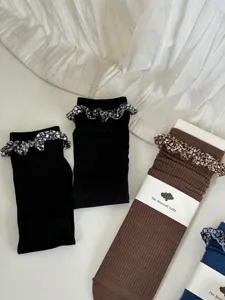 Women's mid-tube socks with floral ruffle cuffs, Korean style casual cozy knit stackable socks.