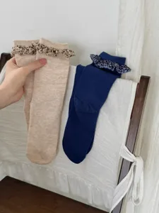 Comfortable women ruffle mid-tube socks cute floral lace trim cotton casual socks daily wear