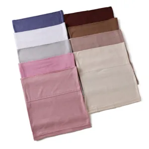 Zachte ademende effen gemerceriseerde katoenen buismuts, elastische dames hoofddoek sjaal.