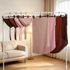 Set van 2 stuks chiffon lange sjaal en modal muts hoofdweergave van het product.