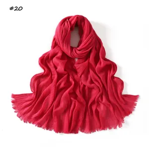 Solid color crinkled scarf with fringe for women, lightweight breathable fashion shawl.
