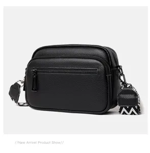 Sac bandouliere homme en cuir veritable petite sacoche elegante double fermeture eclair.