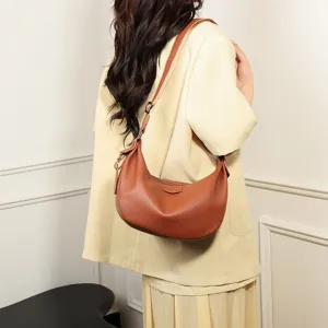 Women brown leather hobo shoulder bag casual dumpling crossbody bag large capacity daily use