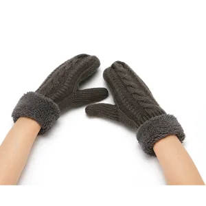 Thickened fleece-lined cable knit mittens for warm winter outdoor cycling and daily wear.