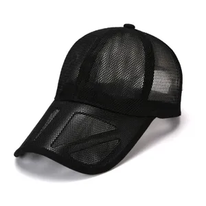 Cappellino da baseball traspirante in rete nera estate esterno protezione solare dettaglio