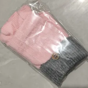 Winter warm knitted half-finger gloves, flip-top design for convenient daily use and typing.
