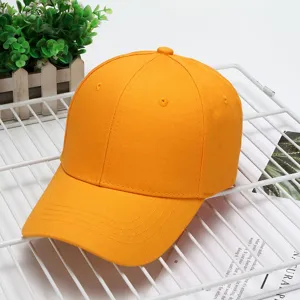Solid color cotton baseball cap for men and women, outdoor breathable casual sun protection hat.