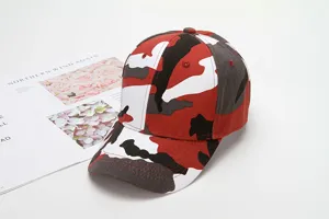 Cappellino da baseball mimetico rosso nero bianco, cappello da sole unisex morbido e trendy.