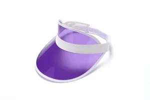 Nahaufnahme des violetten transparenten PVC-Sonnenschirms mit klarem Rand und weißem Gummizug.