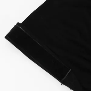 Detailopname van de zwarte fluwelen bandrand, zacht gemerceriseerd katoenmateriaal voor comfort.