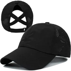 Black quick-drying breathable baseball cap with ponytail hole outdoor summer sun hat for women.