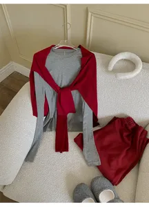 Vue détaillée de l'ensemble haut thermique manches longues automne hiver en maille.