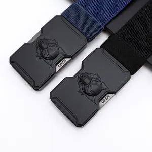 Ceinture tactique élastique pour homme avec boucle en métal robuste et design de sport.