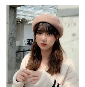 Detailed view of the stylish Japanese vintage wool beret in soft pink beige, perfect for autumn outfits.