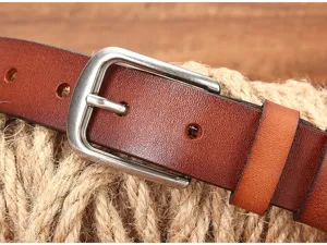 Klassieke dames riem van echt leer met doorngesp, perfect casual accessoire voor jeans.