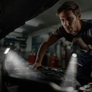 LED werklamp voor autoreparatie, draagbare oplaadbare inspectiefakkel met helder licht.