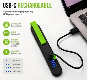 Lampe stylo LED compacte avec clip magnétique, rechargeable par USB-C et indicateur de batterie.