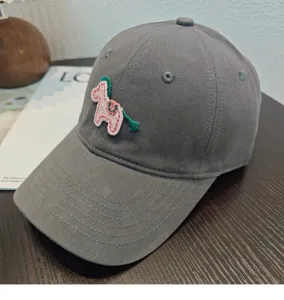 Berretto da baseball grigio con toppa pony ricamata, cappello da sole in cotone versatile