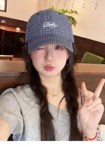 Korean style plaid embroidery baseball cap for women, versatile casual duck tongue hat.