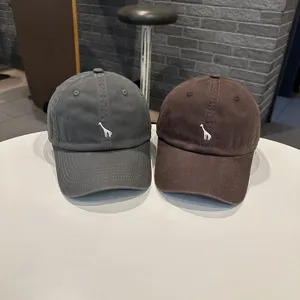 Koreanischer Stil bestickte Giraffe Baseballcap, Vintage gewaschene Baumwoll Sonnenschutz Mütze.