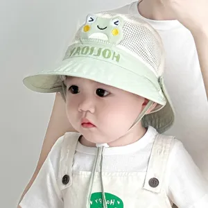 Cute baby sun hat breathable mesh summer toddler fisherman cap with frog cartoon design.