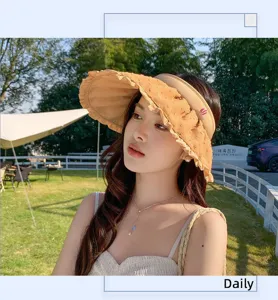 Summer wide brim sun visor hat with ruffles, stylish empty top beach hat for outdoor travel.