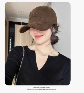 Casquette de baseball vintage lavée marron pour femme, style coréen avec broderie tendance.
