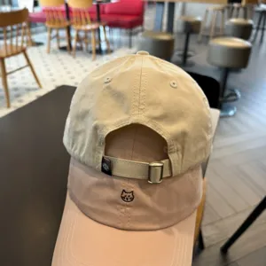 Cute cat embroidery baseball cap, casual stylish sun hat for men and women daily.