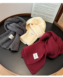 Cozy winter knitted scarf for men and women, solid color thick warm neck wrap style.