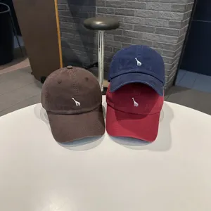 Unisex Baumwolle Baseballkappe Süße Giraffen Bestickung Verstellbare Gebogene Krempe Sonnenhut Lässiger Sportshut Für Herren Damen
