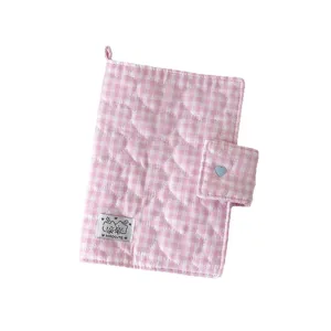 Copertina libro trapuntata cuore vichy rosa simpatico copriagenda cartone astuccio taccuino