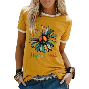 Maglietta ringer gialla da donna con grafica hippie soul retrò e stampa margherita.