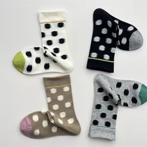 Korean sweet contrast color polka dot socks women autumn winter casual crew socks cotton