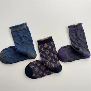Vintage floral relief textured cotton mid-tube socks autumn winter cute lace women socks