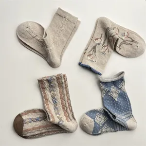 Women pastoral style mid-tube cotton socks vintage floral diamond knit socks 4 pairs set